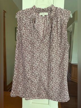 LOFT Women's XL Sleeveless V-Neck Floral Shell - Burgundy/White Floral Print